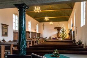 Kerkopenstellingen rond de Kerst